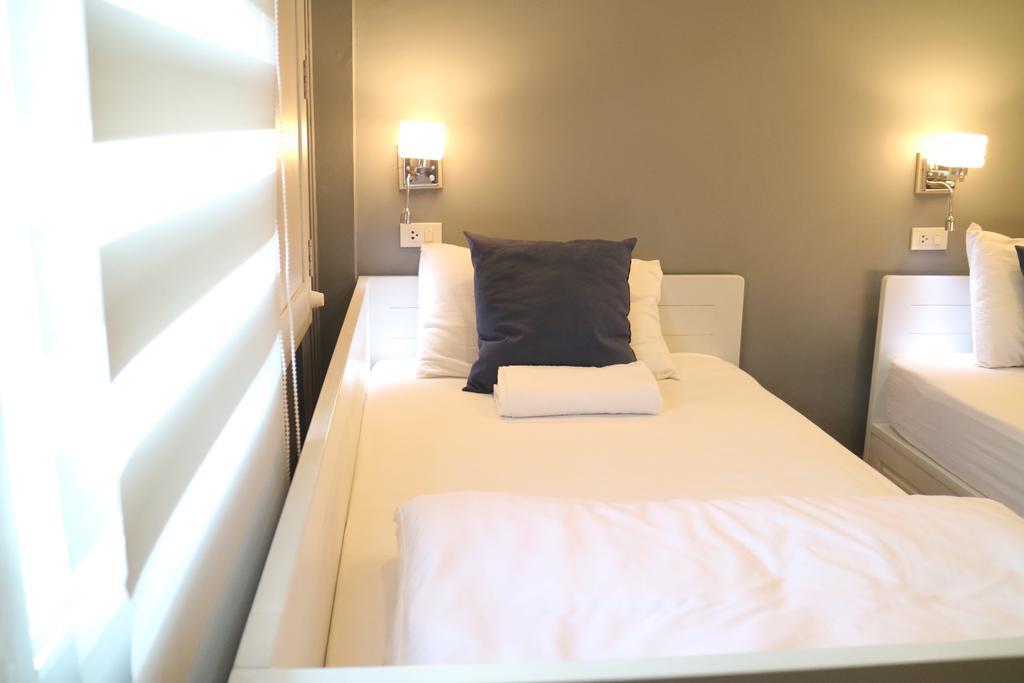 בנגקוק Golden Mountain Hostel מראה חיצוני תמונה