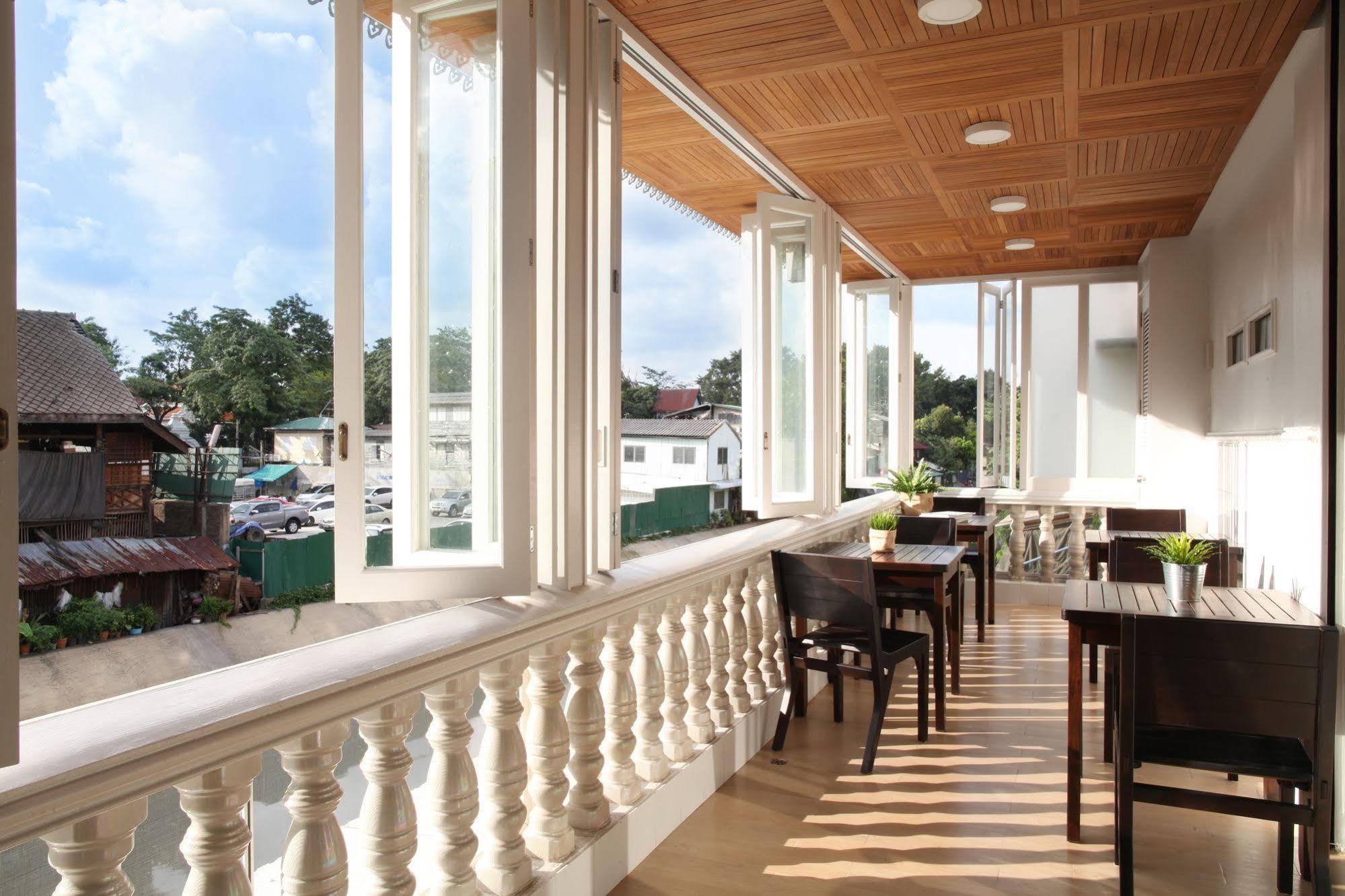 בנגקוק Golden Mountain Hostel מראה חיצוני תמונה