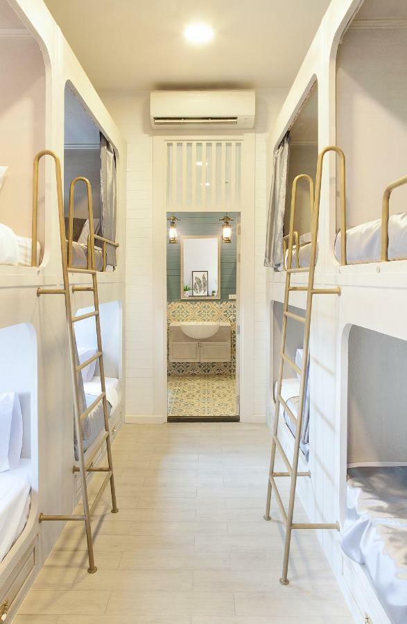 בנגקוק Golden Mountain Hostel מראה חיצוני תמונה