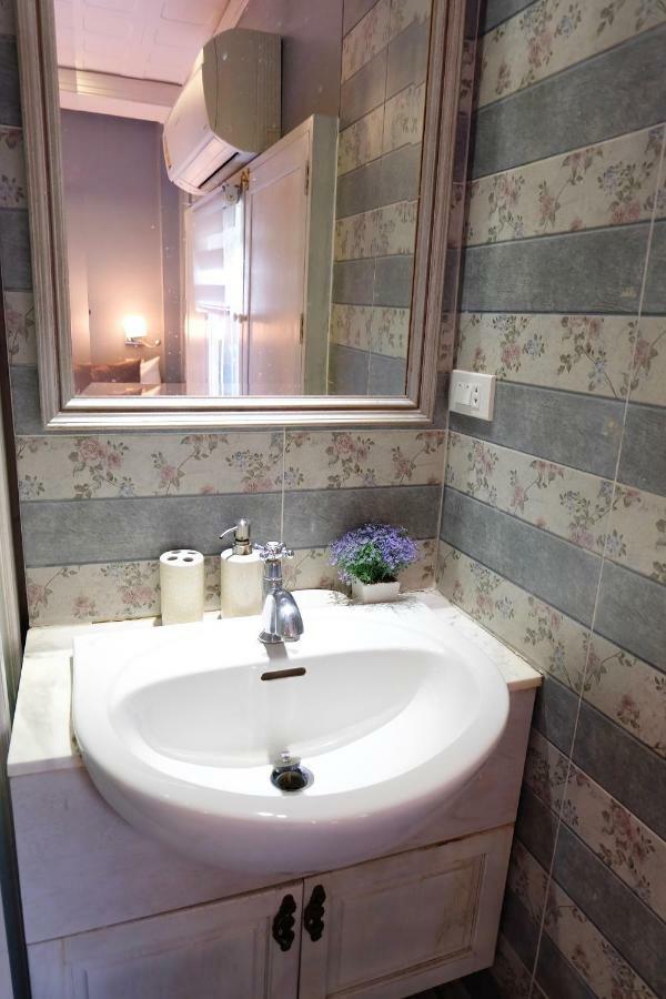 בנגקוק Golden Mountain Hostel מראה חיצוני תמונה